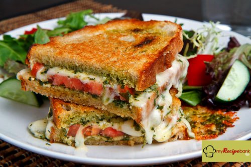 Melted Perfection: Caprese Panini Recipe – A Culinary Symphony Grilled to Gourmet Perfection!